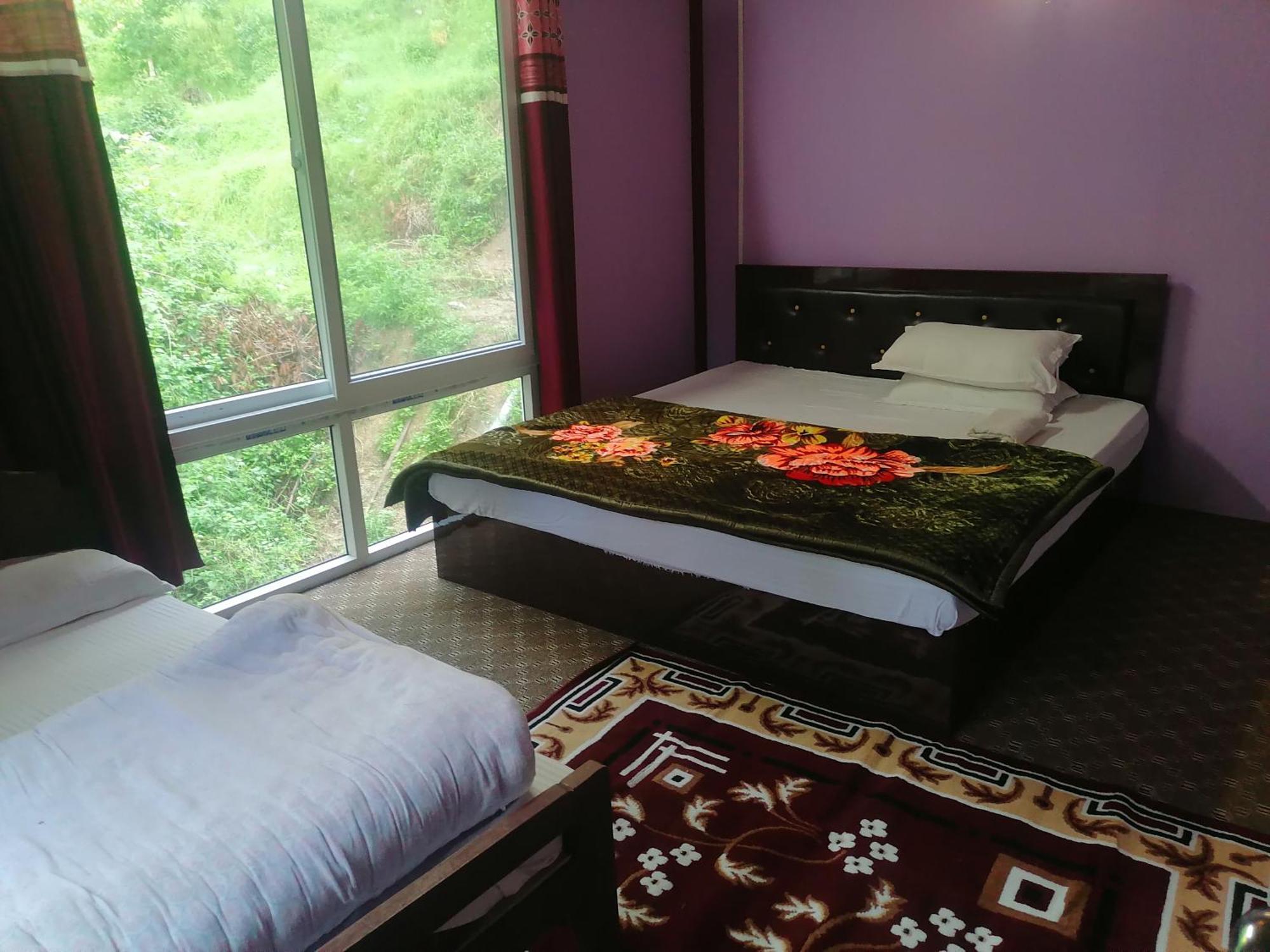 Jungle Crown Organic Homestay Нагаркот Экстерьер фото